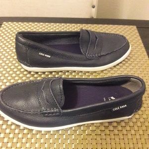 Cole Hann Navy Blue flats